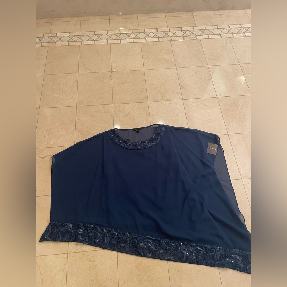 NWT Le Bos Asymmetric Embroidered Blouse